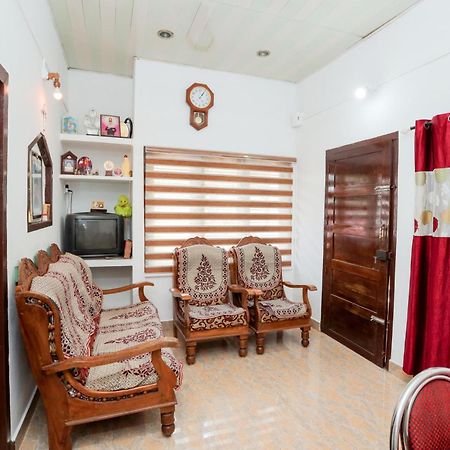 Koonamparayil Home Stay Munnar Anaviratty-Family Only Exteriör bild