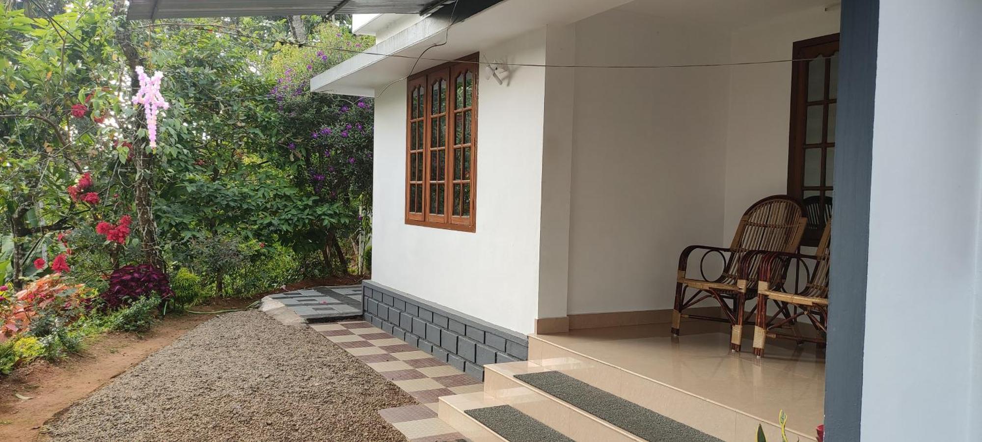 Koonamparayil Home Stay Munnar Anaviratty-Family Only Exteriör bild